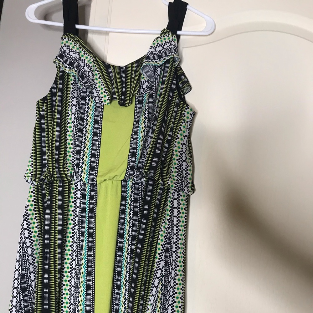 Sleeveless Green, White & Black Dress
